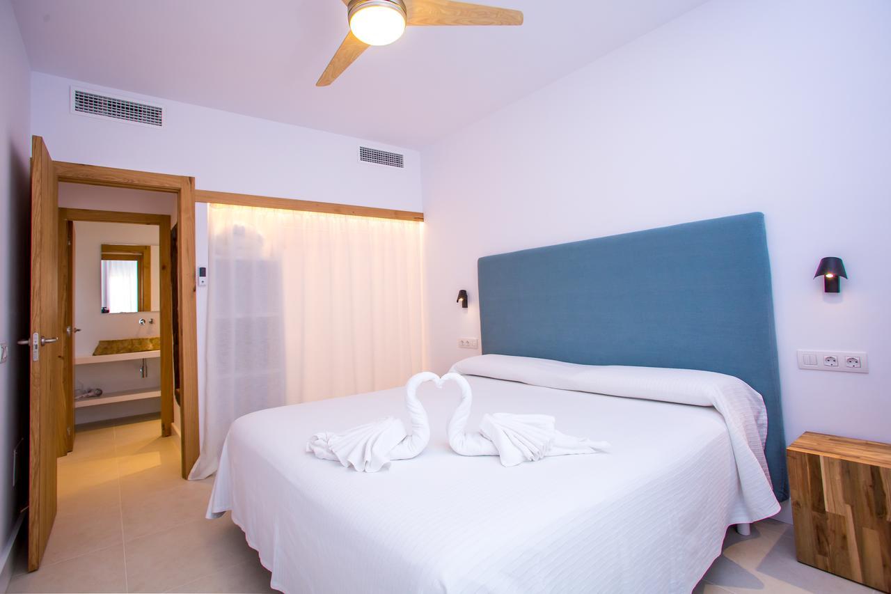 Sa Cala Suites Es Caló Exterior foto