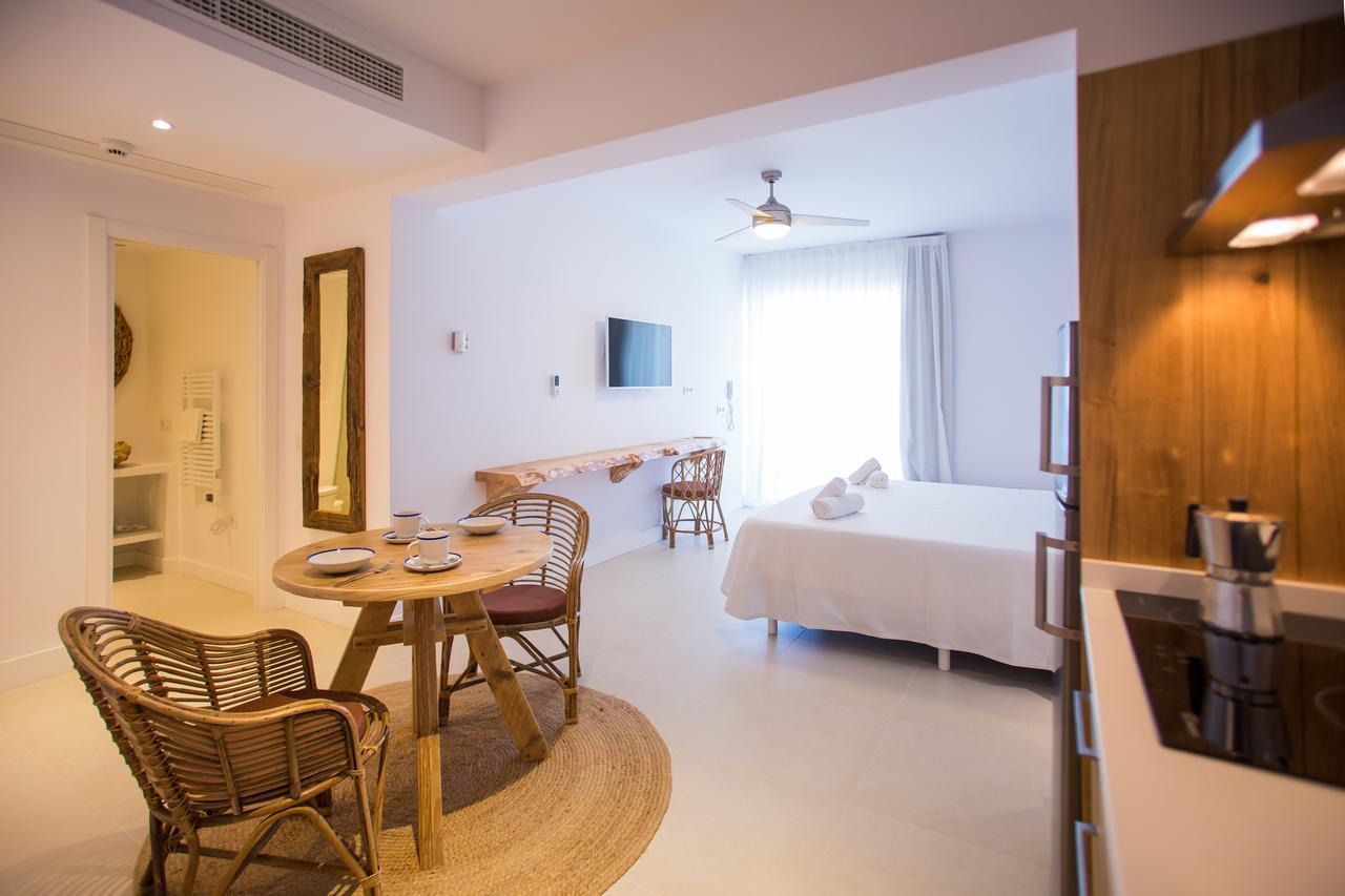 Sa Cala Suites Es Caló Exterior foto