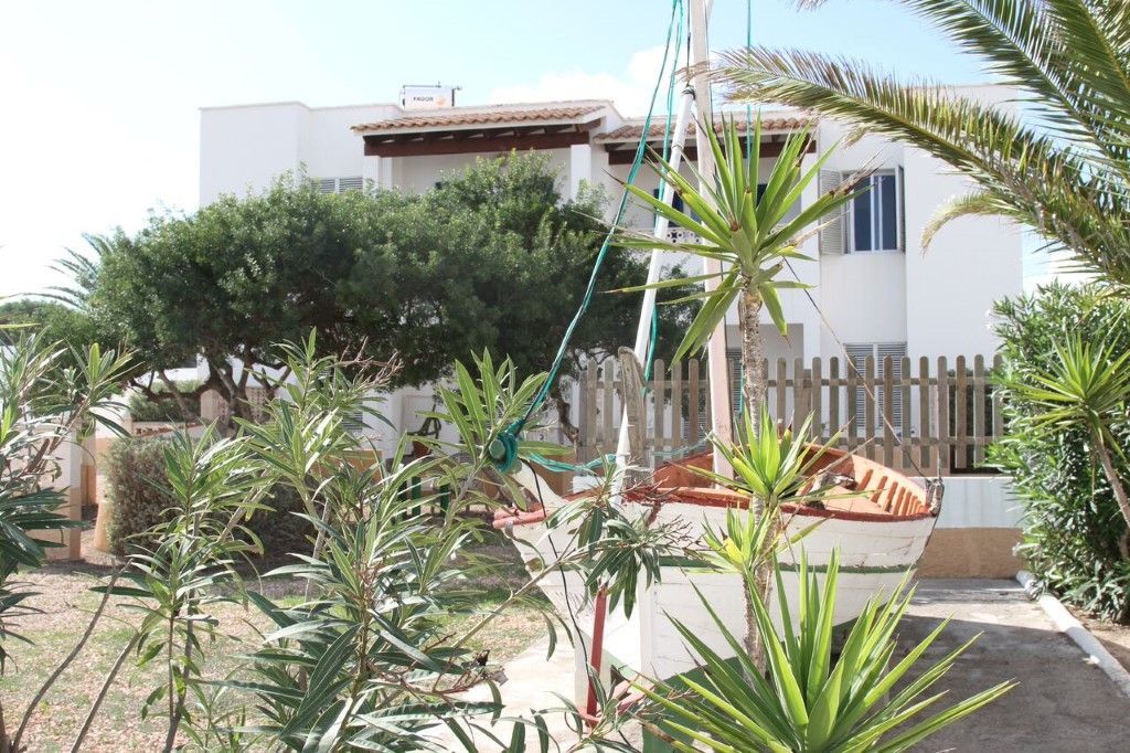 Sa Cala Suites Es Caló Exterior foto